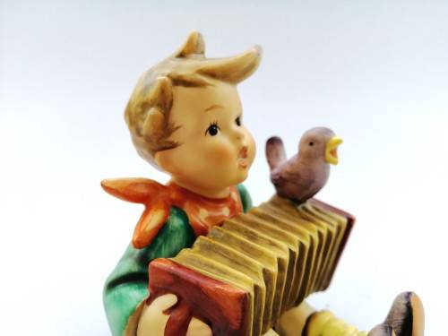 Goebel Hummel Figurine, Lets Sing
