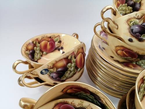 Aynsley Orchard Gold Still Life Fruit Pattern 12 Bowls and Plates