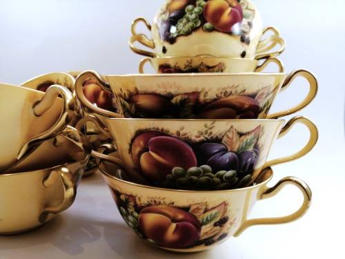 Aynsley Orchard Gold Still Life Fruit Pattern 12 Bowls and Plates