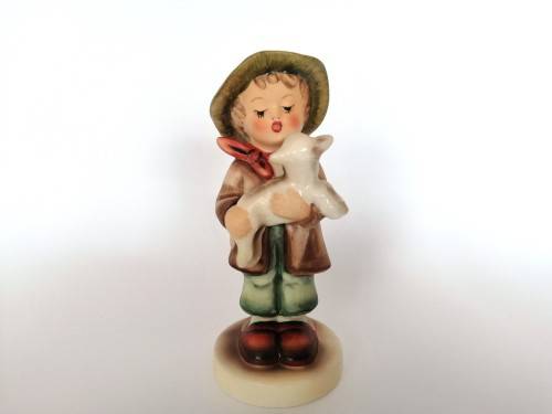 Goebel Hummel Figurine, Lost Sheep