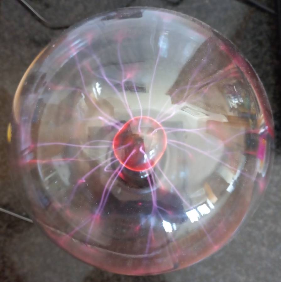 Retro 80s Plasma Ball-----Tested and working--Looks great.