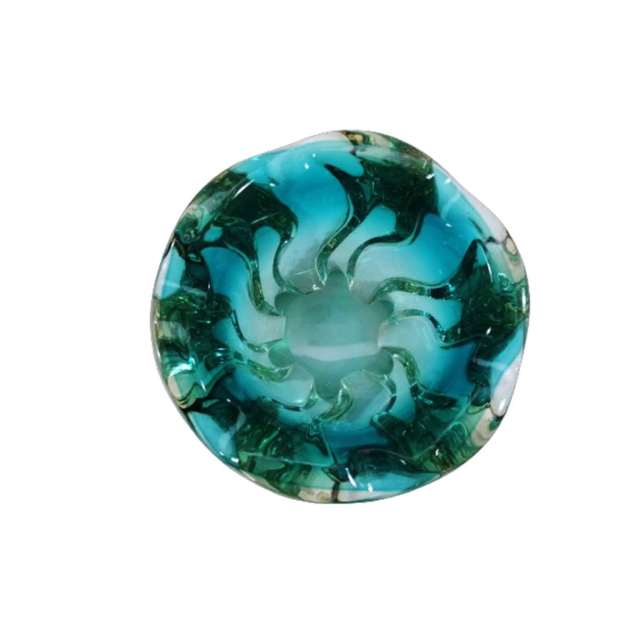 Murano Glass Beautiful Turquoise Blue ashtray doubles as a modern-day sweetie bowl.