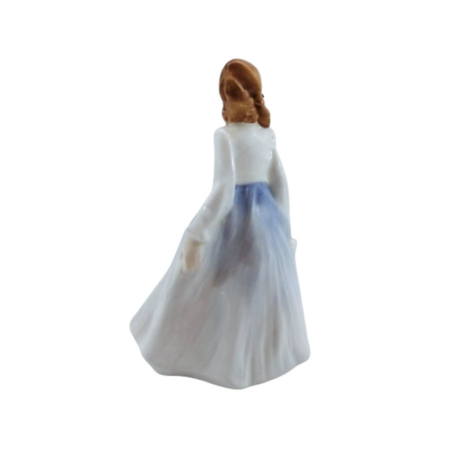 Royal Doulton Figurine Andrea HN3058