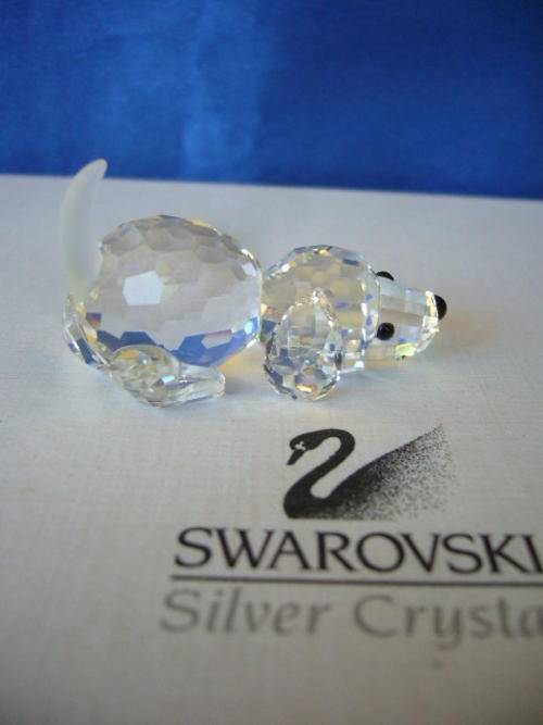 SWAROVSKI CRYSTAL BEAGLE PUPPY DOG PLAYING