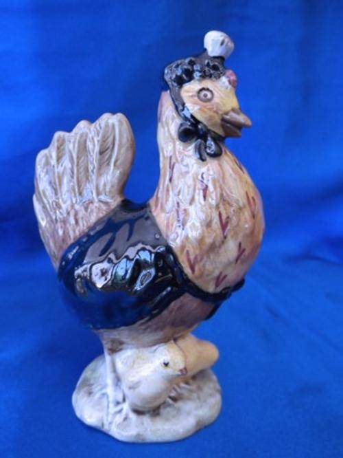 Royal Albert  Beatrix Potter's " Sally henny Penny " 2452
