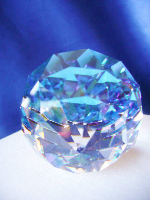 GENUINE Swarovski Crystal Stunning Large Paperweight