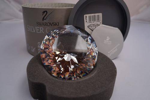 SWAROVSKI CRYSTAL LARGE CHATON PAPERWEIGHT RETIRED 013702 / 7433080000 MIB #