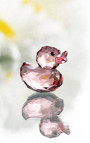 SWAROVSKI CRYSTAL LOVLOT HAPPY DUCK ROSY RUBY  and BOXED