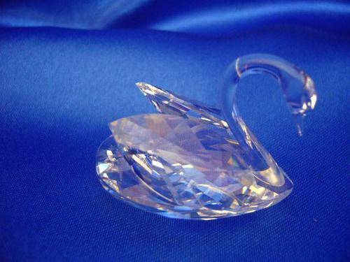 GENUINE SWAROVSKI  Medium Swan