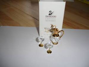 GENUINE Swarovski Crystal  MEMORIES LOVELY JUG WITH TWO GLASSES  GOLD PLATED MINT