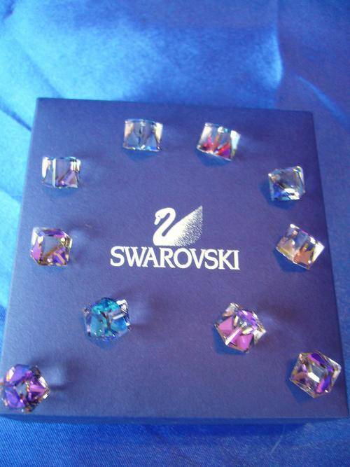 SWAROVSKI SILVER CRYSTAL CUBES STUNNING