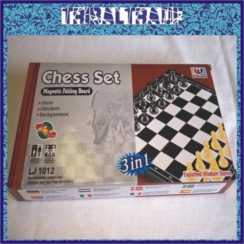 3-in-1 CHESS SET with a Magnetic Board - Chess, Checkers, Backgammon - Your Kids will love this!