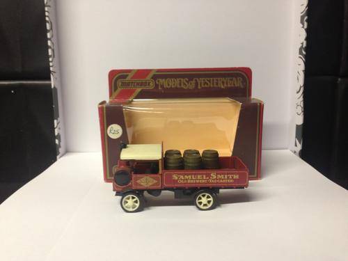 Y26 1918 Cossley "Beerlorry" (MIB)