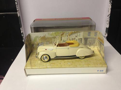 Y64 1938 Lincoln Zephyr (MIB)