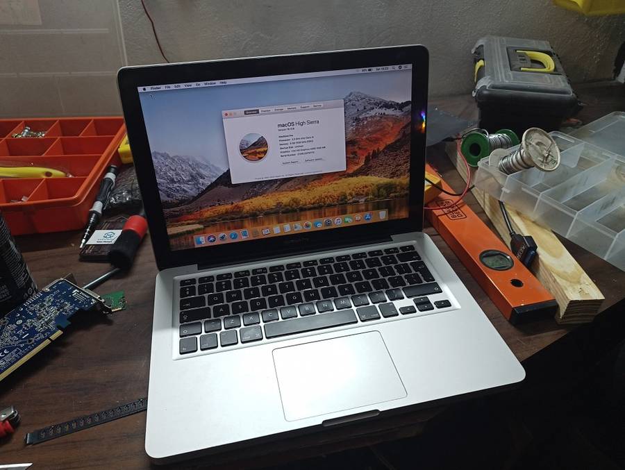 Macbook Pro i5 1TB New Charger