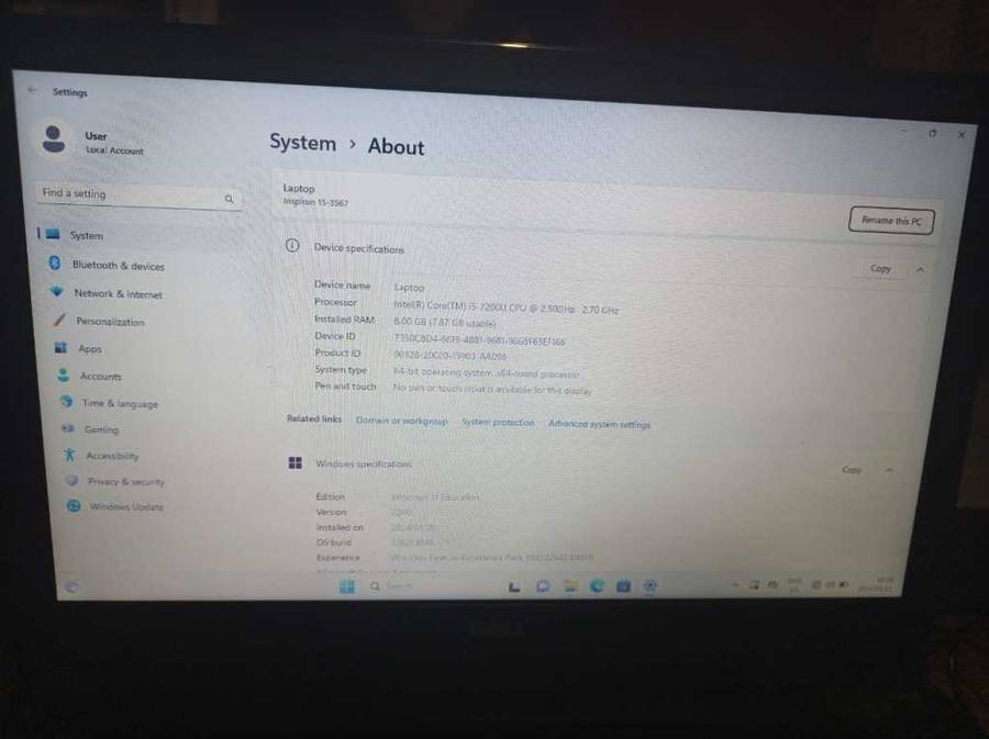 Very Clean Dell Inspiron i5 7200U SSD