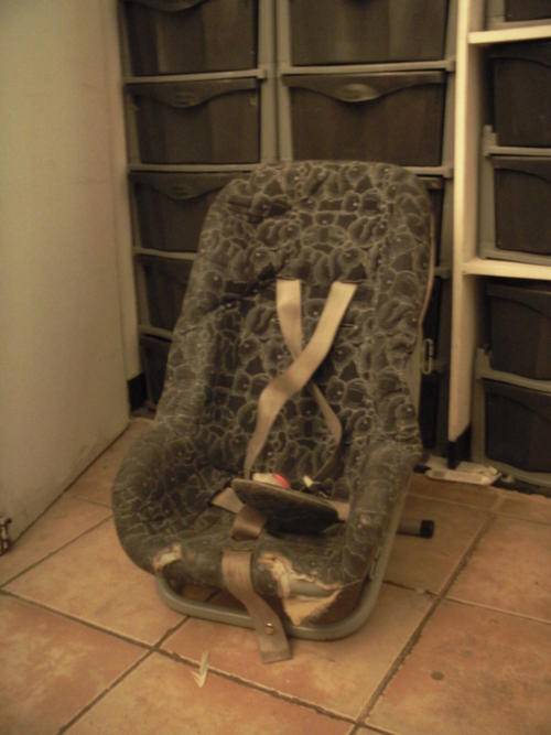 ASTI carseat needs new cover UPTO 35KG