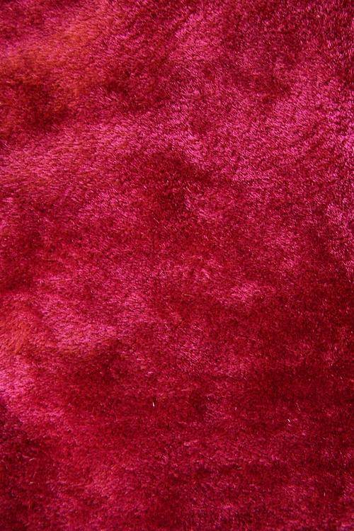 RUGS & CARPETS: 70X140 Shaggy-Plush Cranberry
