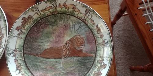 Royal Doulton:Lion plates