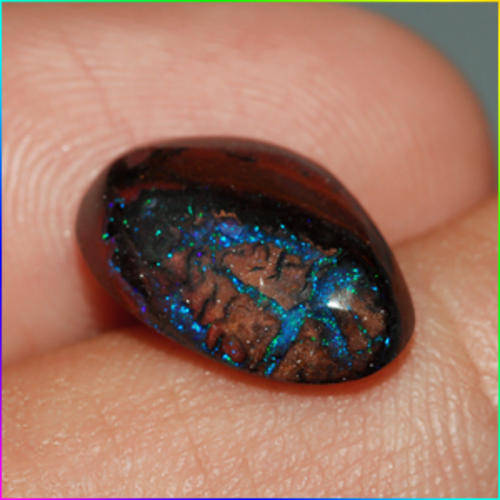 EXCITING 4.90 CTS 100% NATURAL SOLID MATRIX BOULDER OPAL!