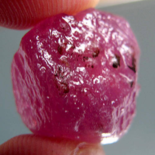 GLOWING 39.50 CT NATURAL TOP BLOOD RED ROUGH MADAGASCAN RUBY!