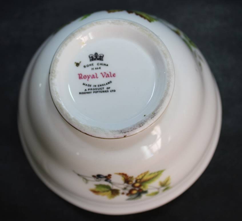 Ridgway Potteries Royal Vale Bone China Milk Jug and Sugar Basin