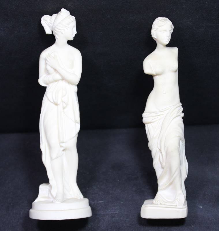 Pair of Arta Fina and A Santini Statuettes Aphrodite and Venus De Milo
