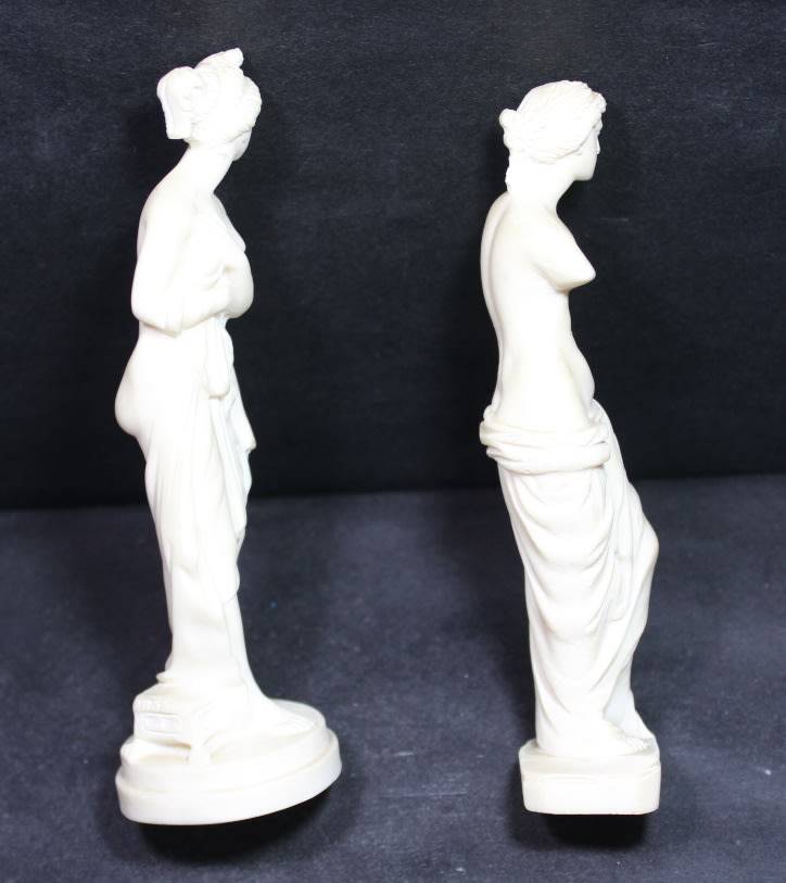 Pair of Arta Fina and A Santini Statuettes Aphrodite and Venus De Milo