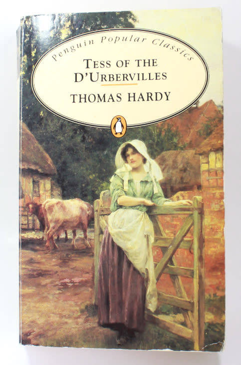 Tess Of The D`Urbervilles by Thomas Hardy penguin Classics Softcover Book