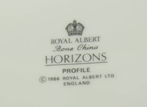Royal Albert `Profile` Bone China Gravy Boat and Underplate