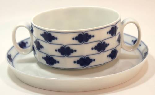 Set of Four Rosenthal Studio Linie `Corinth` Pattern by Tapio Wirkkala Bouillon Cups and Underplates