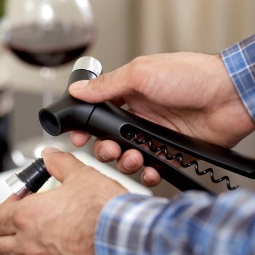 Quirky Verseur 4 in 1 Wine Tool