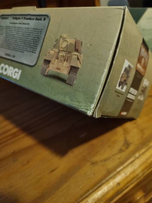 Corgi CC60201 PzKpfw V Panther Ausf.D Panzer Regt, Op Barbarossa Russia in 1:50