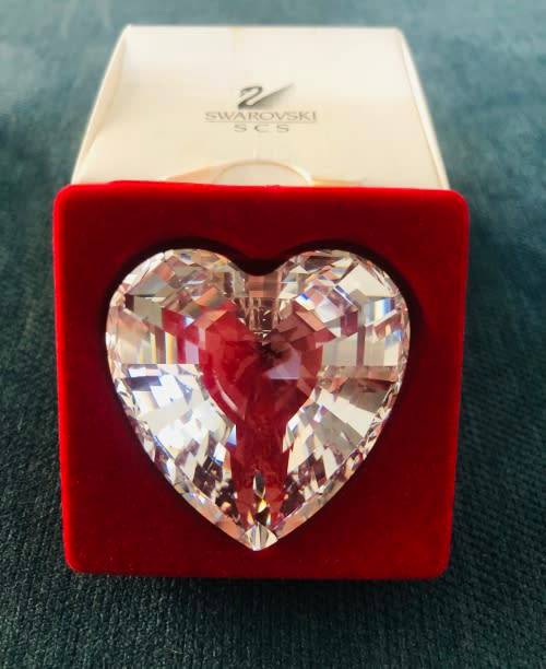 **Stunning Rare Collectors  Swarovski Crystal Clear Heart