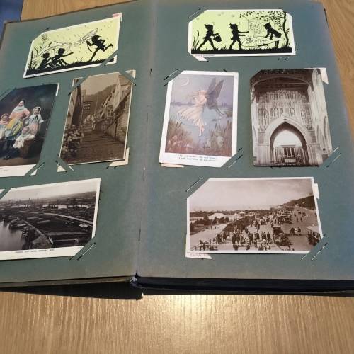 Postcard Album with 121 Cards GB Italy Canada New Zealand USA