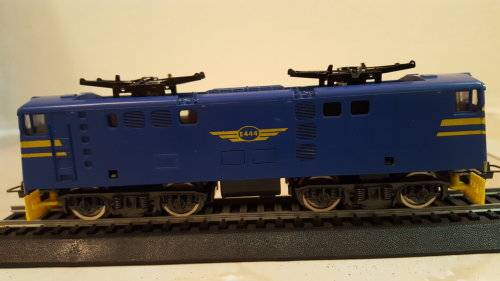 Lima E444 Blue Train Unit. ( REFURBISHED UN BOXED)