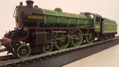 Bachmann Thompson B1 4-6-0 Steam Locomotive. (Sir William Gray) Brand New