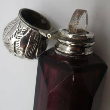 FOR GLEAVES ONLY PLEASE!!ANTIQUE cranberry glass & silver DOUBLE-SIDED perfume SMELLING SALTS bottle
