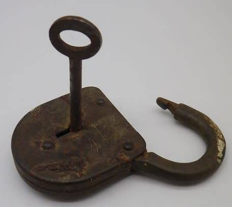 Vintage ACME padlock and key. Rusty & characterful. WORKS!!