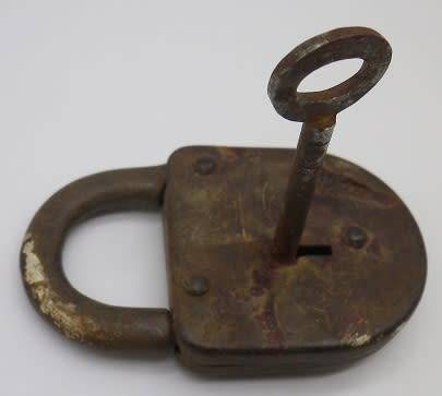 Vintage ACME padlock and key. Rusty & characterful. WORKS!!