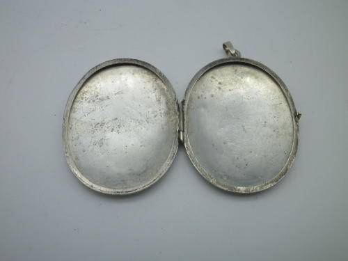 LARGE EDWARDIAN c1910 STERLING SILVER PEACOCK LOCKET 8,7g 5 x 3.5 cm