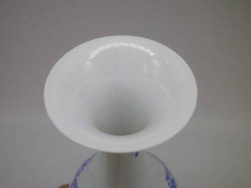 Exquisite Oriental delicate eggshell porcelain vase hand painted chrysanthemums 19.5cm (1 of 3)