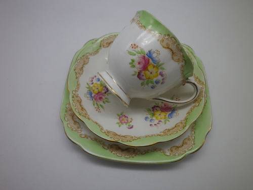 RARE and CHARMING Royal Albert Crown China Vintage/Antique Trio. Un-named Pattern