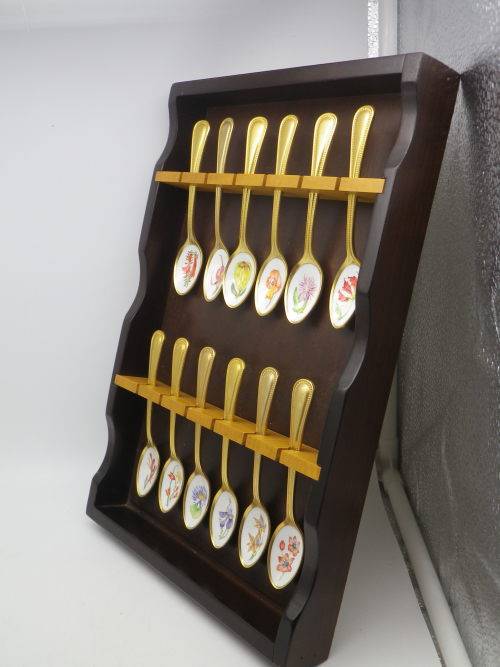 FOR JENNY ONLY PLEASE!! TWELVE 24ct Gold Plated Teaspoons with handpainted SA wild Flowers.