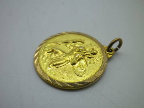 Vintage Hallmarked 9ct Yellow Gold St CHRISTOPHER