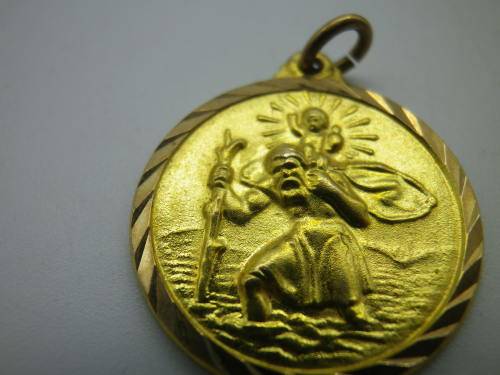 Vintage Hallmarked 9ct Yellow Gold St CHRISTOPHER