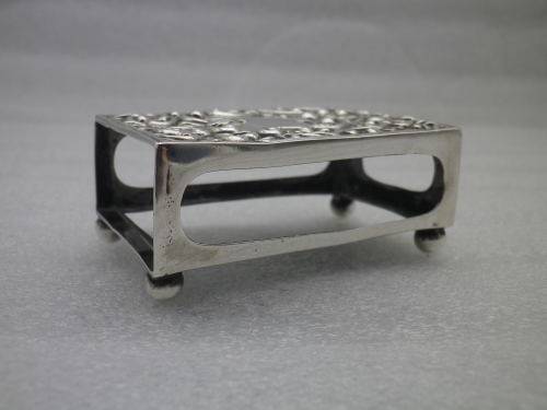 GORGEOUS Hallmarked Silver Matchbox holder..Birmingham 1901 Henry Matthews 23g 6.3x4x2.5cm