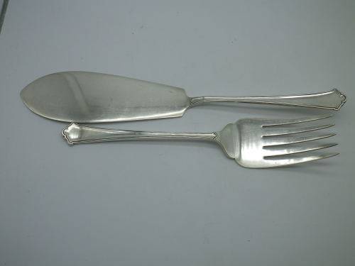 Silver plated FISH SERVERS. ELKINGTON PLATE. Good Quality