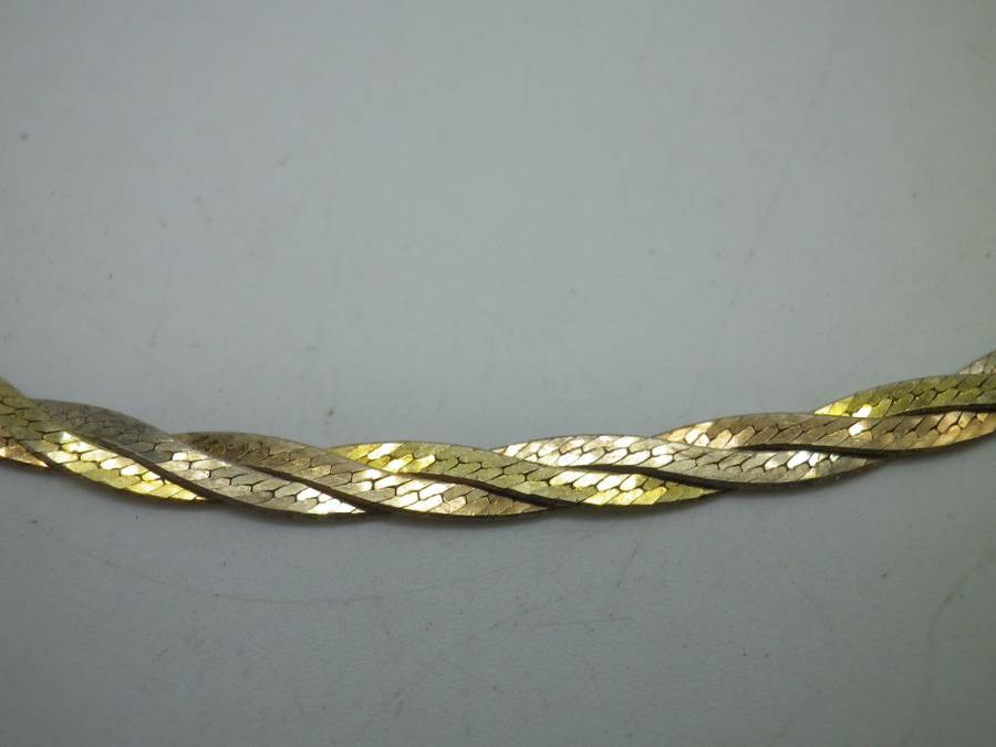 Stunning Sterling Silver & 3 tone rolled gold plaited necklace. 40.5cm 7grms