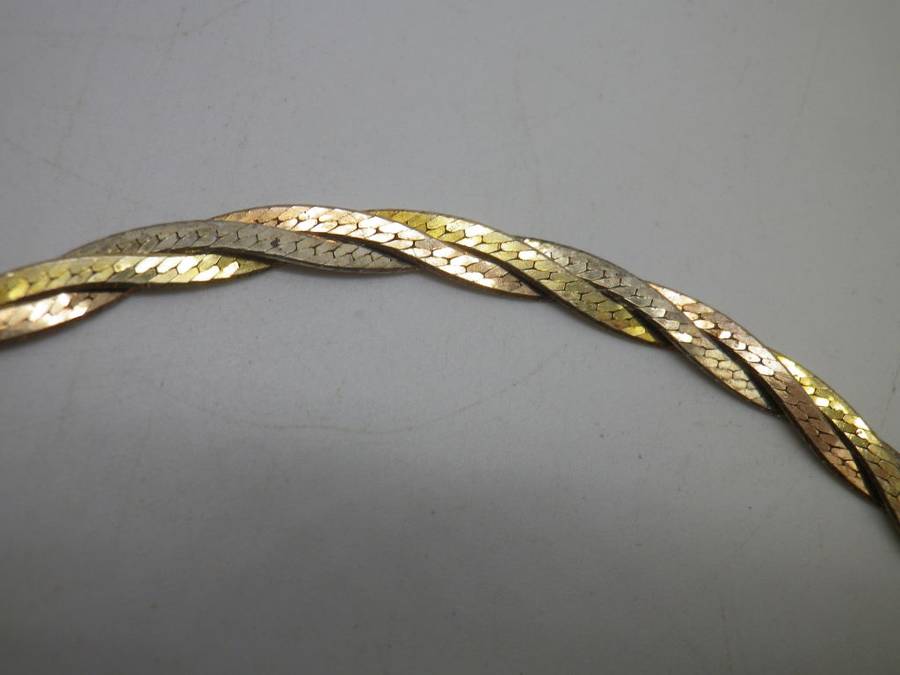 Stunning Sterling Silver & 3 tone rolled gold plaited necklace. 40.5cm 7grms